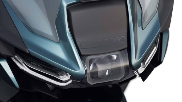 BMW R 1300 RT 2026 detalhe farol