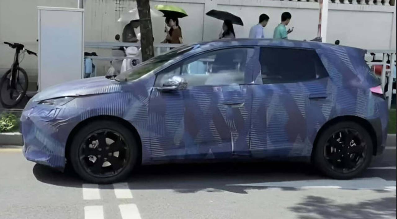 Novo BYD Dolphin 2027 - Nova geração é flagrada na China e mudará radicalmente 7 byd dolphin 2027