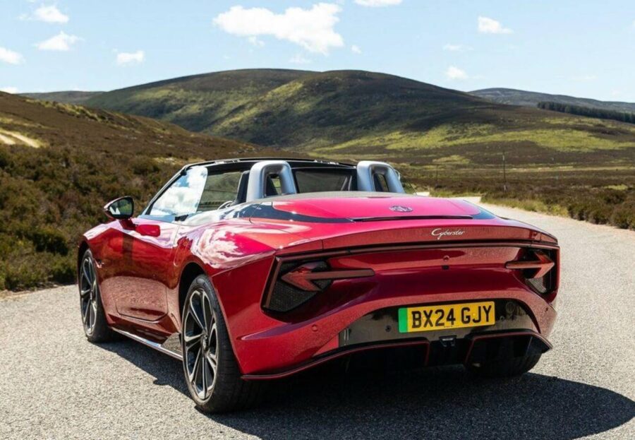 MG Cyberster - Capaz de atingir os 100 km/h em 3.2 segundos esportivo está preste a chegar ao Brasil 6 mg cyberster 2026