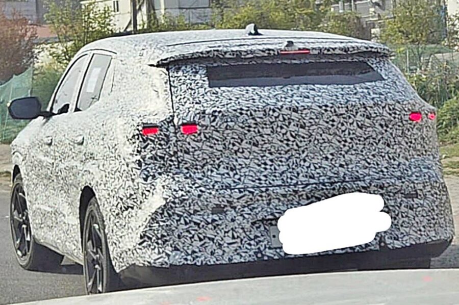 Novo SUV Coupe da Renault (Aurora 2) impressiona pelo visual e talvez seja vendido no Brasil 5 Novo SUV coupé Renault Aurora 2