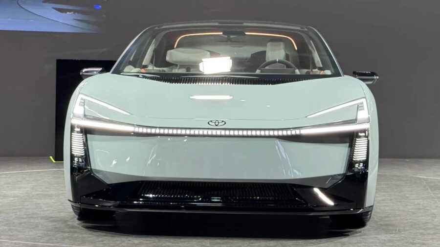 Novo Toyota Corolla 2027 - É apresentado como conceito e impressiona pelo visual 2 Toyota Corolla 2027