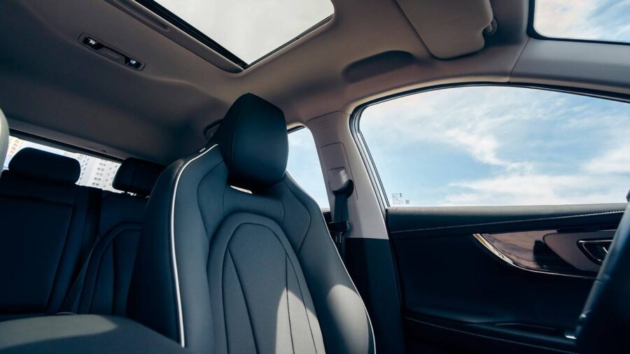 Omoda 5 híbrido chega por R$ 159.990 com 224 cv e deve fazer sucesso. Confira em detalhes 6 Omoda 5 PHEV SHS H interior