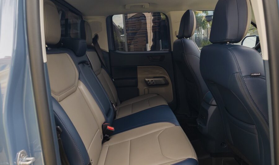 Nova Ford Maverick Hybrid 4x4 chega ao Brasil por um preço muito interessante 4 Ford Maverick Hybrid 2025 interior banco traseiro