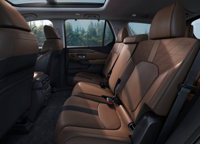 Honda Pilot 2026 interior banco traseiro