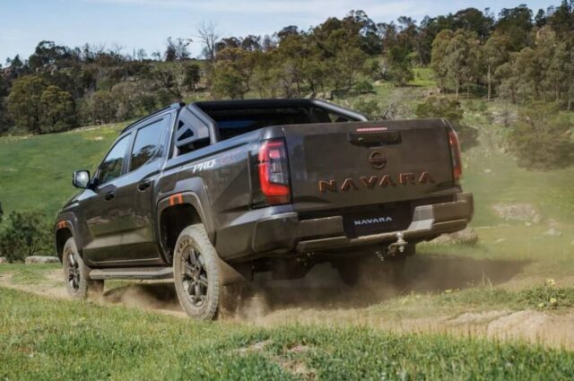 Nissan Navara 2026 traseira