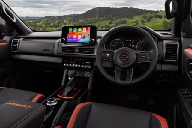 Nissan Navara 2026 interior