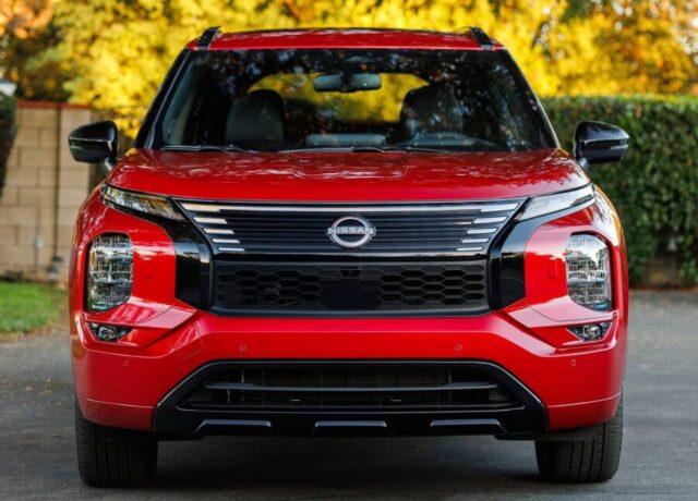 NIssan Rogue Plug-in Hybrid PHEV 2026