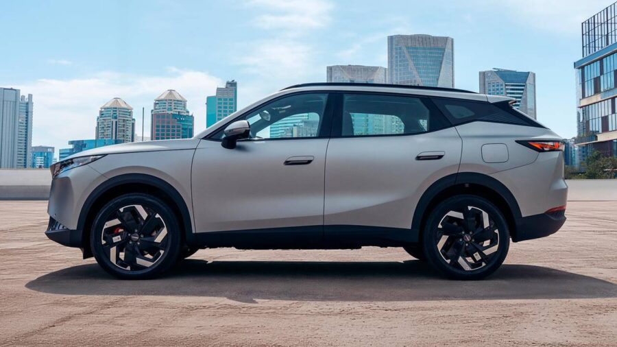 Omoda 7 PHEV - Híbrido de 280 cv chega para enfrentar BYD Song e Haval H6, comparamos ele com os rivais 1 Omoda 7