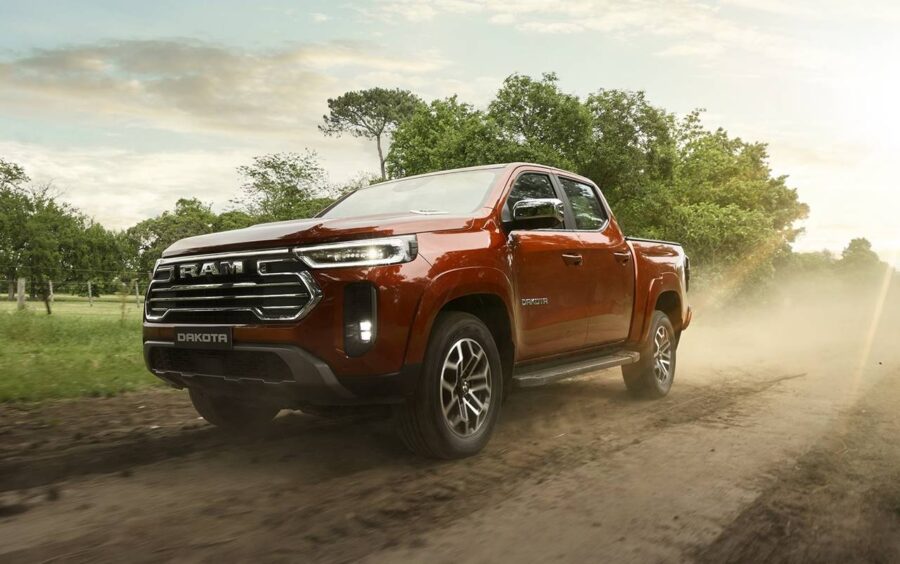 Nova Ram Dakota começa a ser vendida por R$ 289.990 e R$ 309.990 5 Ram Dakota Laramie