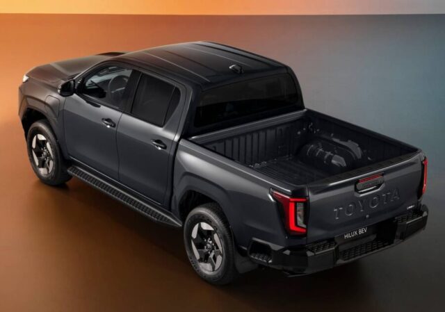 Nova Toyota Hilux 2026 traseira