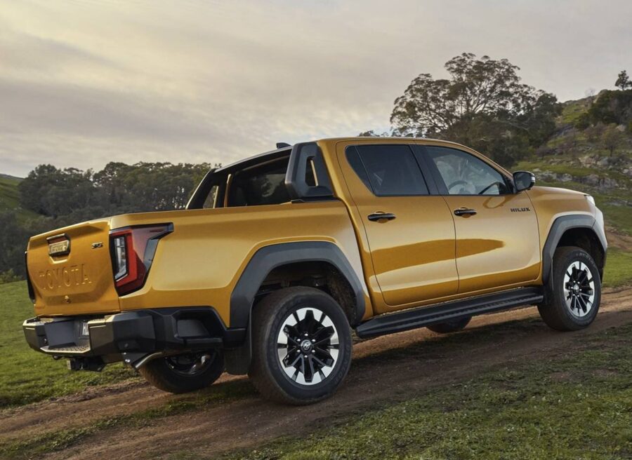 Nova Toyota Hilux 2026 é revelada oficialmente, confira em detalhes 2 toyota hilux 2027 traseira