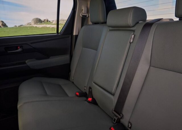 interior banco traseiro toyota hilux 2027