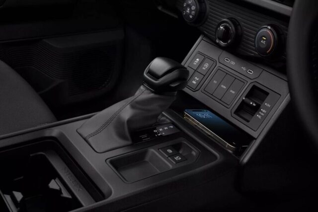 Toyota Hilux 2026 2027 interior console