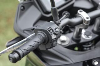 Honda XL750 Transalp 2026 guidão manopla