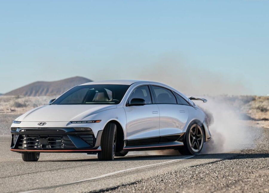 Hyundai IONIQ 6 N 2026: O sedã elétrico de 650 cv que desafia Tesla e BMW 20 Hyundai Ioniq 6 N