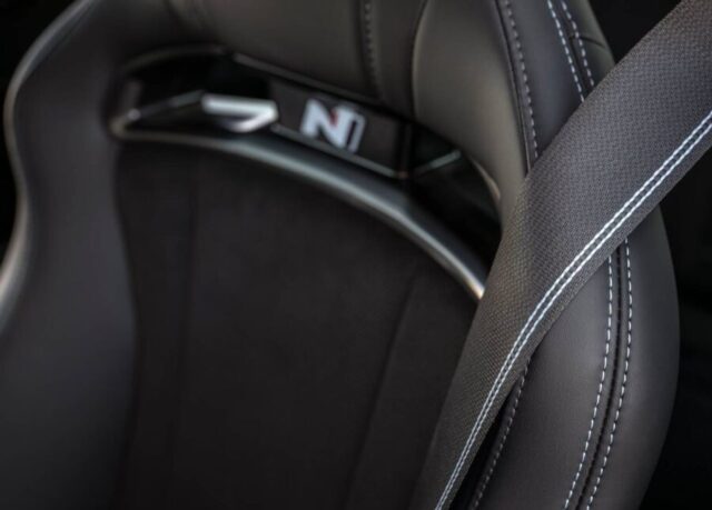 Hyundai Ioniq 6 N bancos