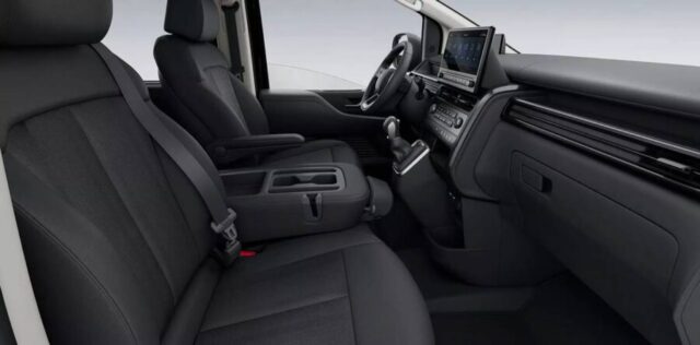 Hyundai Staria interior bancos dianteiros