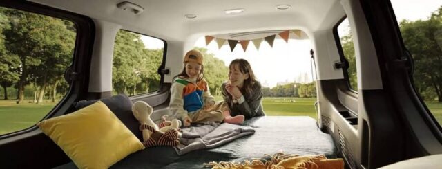 Hyundai Staria interior porta malas