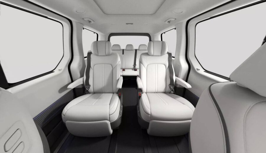 Hyundai Staria 2026: Minivan futurista tem visual atualizado e ganha motores elétricos 3 Hyundai Staria interior