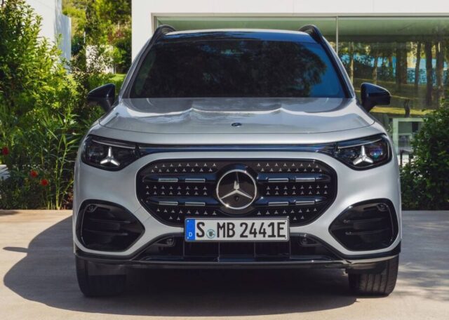 Novo Mercedes GLB 2027 é apresentado com visual polêmico e motor elétrico 1