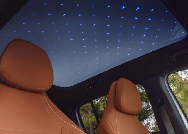 Mercedes GLB 2026 2027 teto panoramico