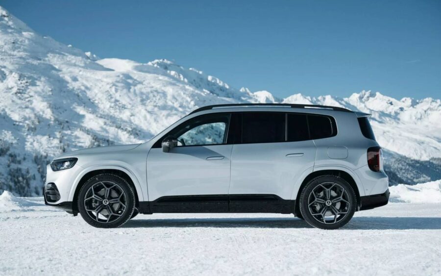 Novo Mercedes GLB 2027 é apresentado com visual polêmico e motor elétrico 5 Mercedes GLB 2027