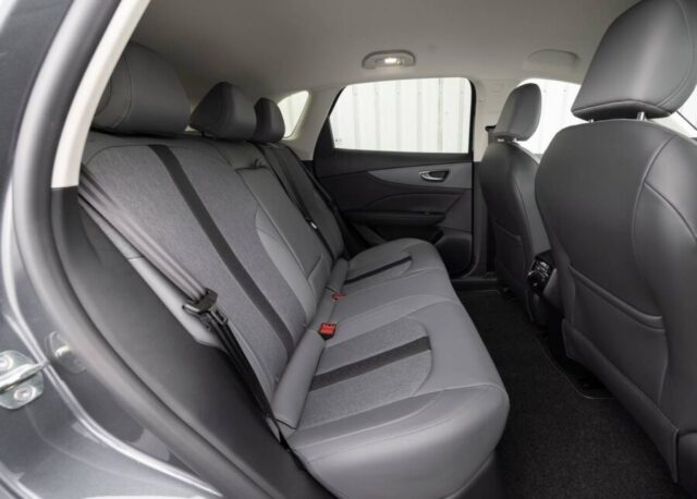 MG S5 interior banco traseiro