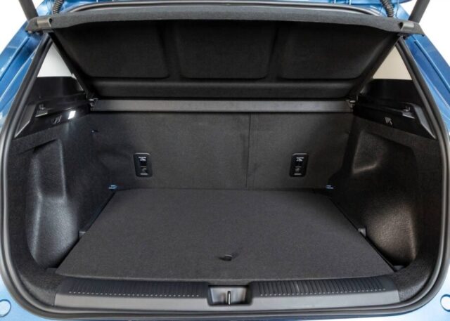 MG S5 interior porta malas