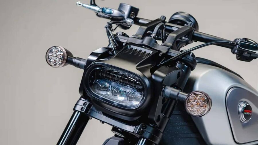 Shineray SBM 600v chega por R$ 51.990 e sobe o nível da marca no Brasil 1 Shineray SBM 600V farol