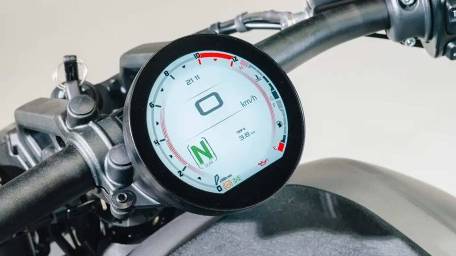 Shineray SBM 600v chega por R$ 51.990 e sobe o nível da marca no Brasil 2 Shineray SBM 600V painel