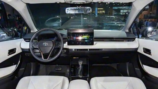 Novo Toyota Corolla 2026 interior