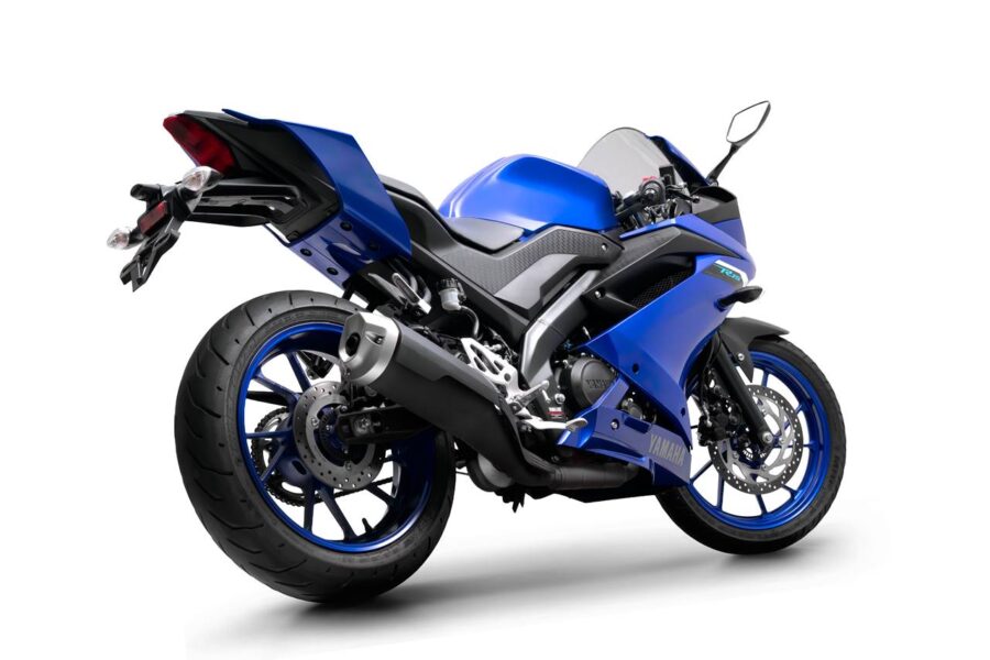 Yamaha R15 2026 chega por R$ 23.390 com proposta esportiva e bem equipada 2 Yamaha R15 2026