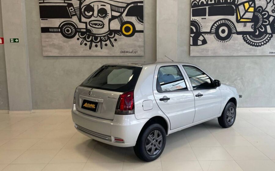 Guia de usado - Fiat Palio 2011 até 2017 - Preços, versões, equipamentos e motores 9 fiat palio fire 2012