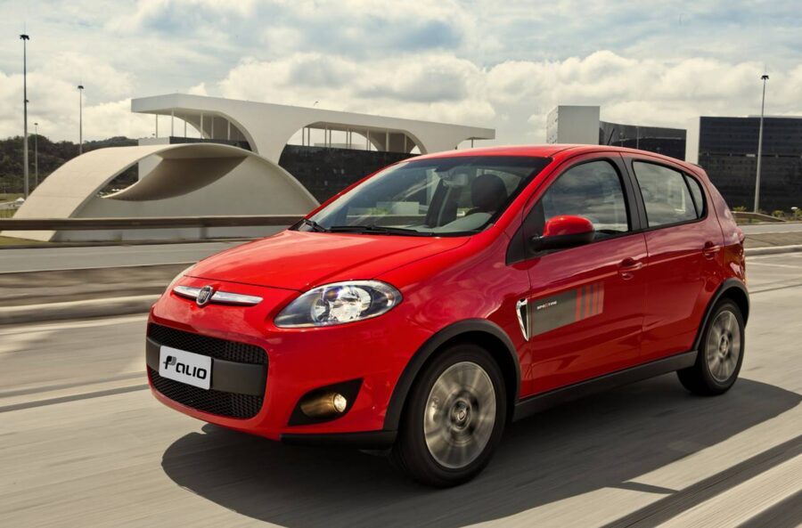 Guia de usado - Fiat Palio 2011 até 2017 - Preços, versões, equipamentos e motores 13 fiat palio sporting 2012