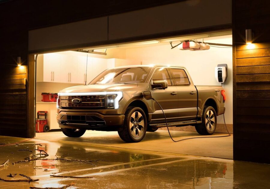 Porsche admite que errou com a Macan apenas elétrica 3 Ford F-150 Lightning