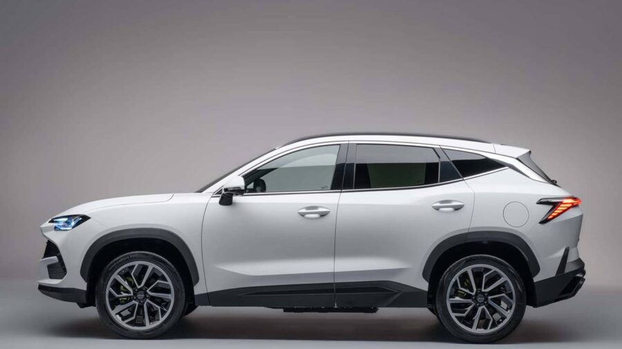 Jetour S06 tem desconto de R$ 15.000 e fica mais barato que o T-Cross 2 Jetour S06 2026