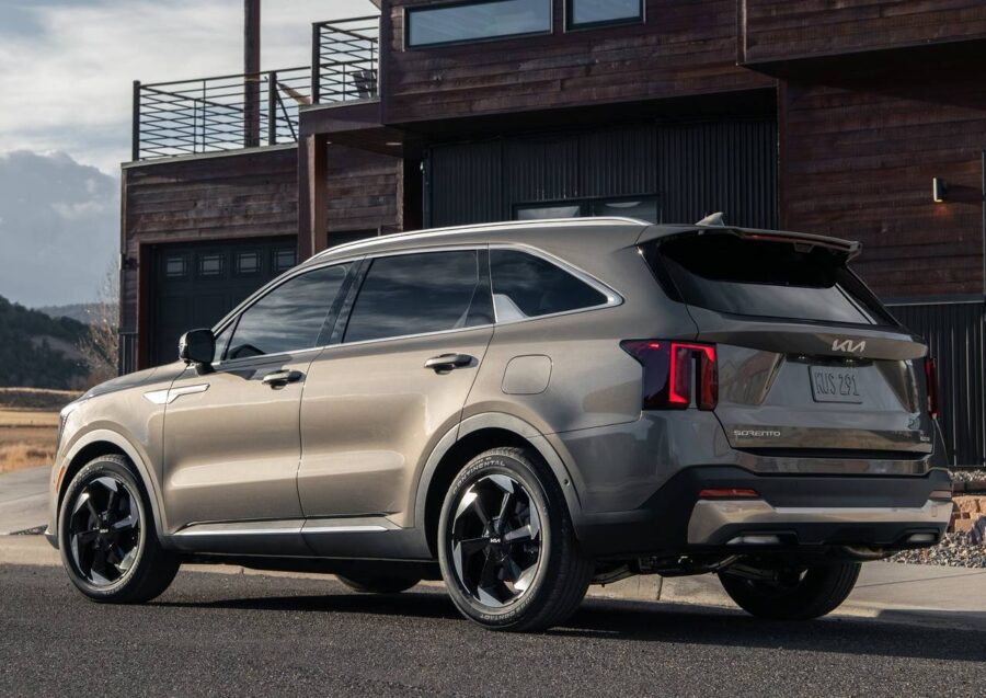 Novo Kia Sorento chega ao Brasil com motor diesel, tração 4x4 e preço de Toyota SW4 2 Kia Sorento 2026