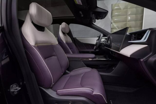 Mazda CX-6e interior