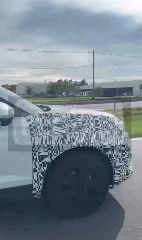 Novo Taos 2027 - Novo SUV da VW já roda em testes e pode se chamar Taos ao invés de T-Cross 4 novo taos 2027