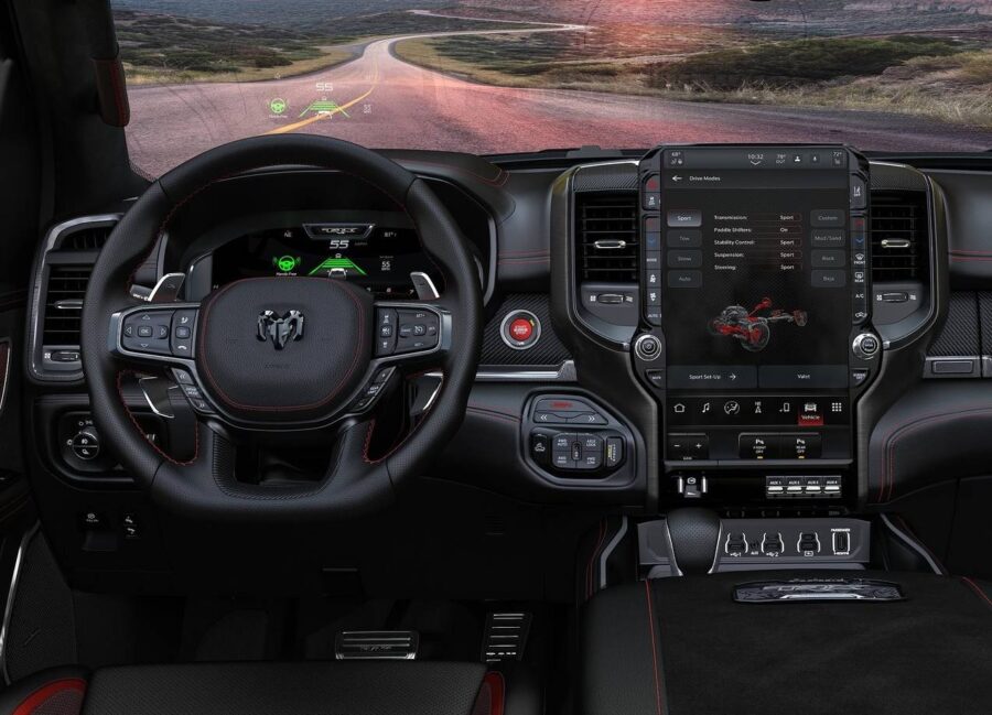 Ram 1500 SRT TRX 2027: O retorno do monstro americano agora com 777 cv ! 4 Ram 1500 SRT TRX 2027 interior painel