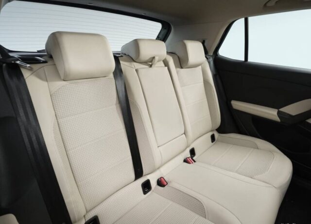 Skoda Kushaq 2027 interior banco traseiro