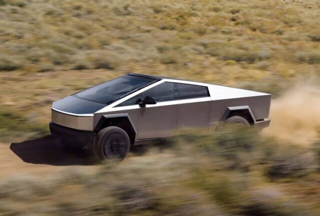 Tesla Cybertruck 2026