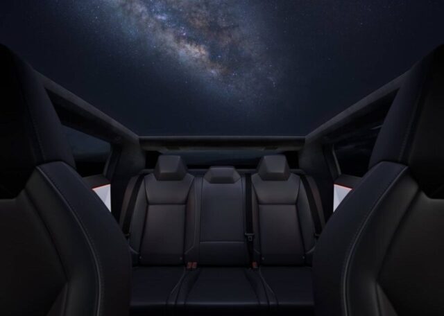 Tesla Cybertruck interior bancos traseiros