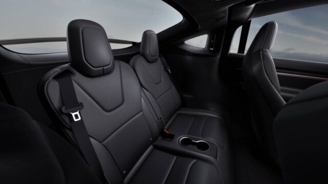 Tesla Model X interior banco traseiro