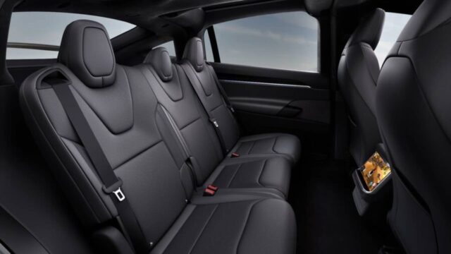 Tesla Model X interior banco traseiro
