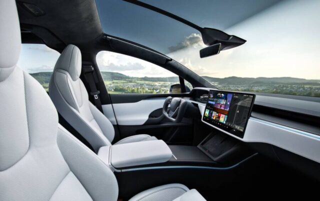 Tesla Model X 2026 interior
