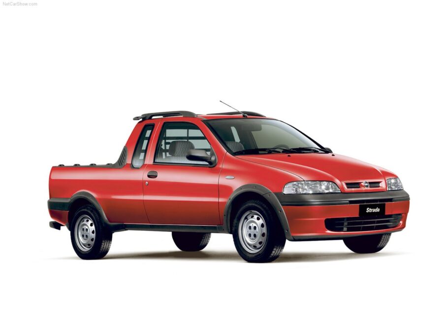 Guia de usado Fiat Strada de 1998 a 2025 - Versões, motores, equipamentos e preços atualizados 2 Fiat Strada 2003