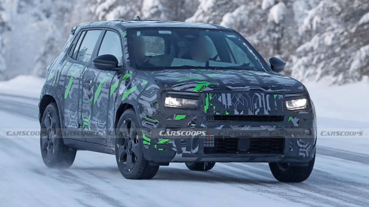 Jeep Avenger 2027 com visual atualizado é flagrado na Europa 1 Jeep Avenger 2027