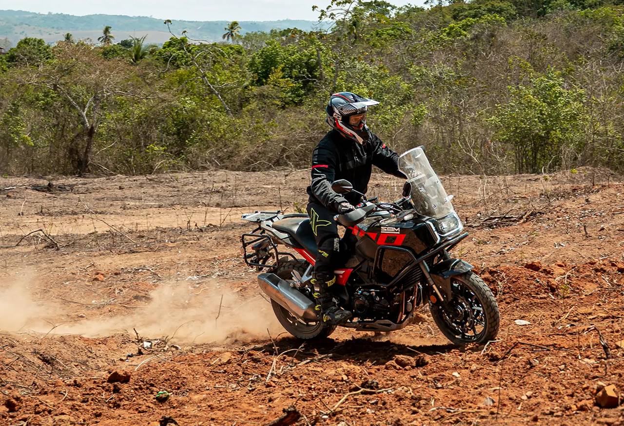 Shineray SBM 400SS: Nova aventureira premium chega por R$ 37.490 2 Shineray SBM 400ss