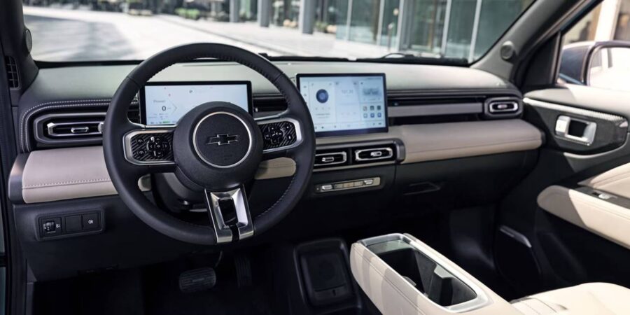 Após ficar mais barato Chevrolet Spark EUV bate recorde de vendas e lidera entre os elétricos 2 Chevrolet Spark EUV 2026 interior